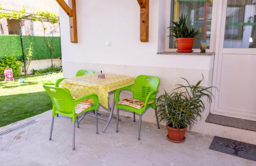Sandanski Apartamento | Къща за гости Калинови