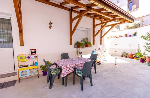 Sandanski Apartamento | Къща за гости Калинови