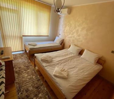 Devin Casa | Къща за гости Кристияна