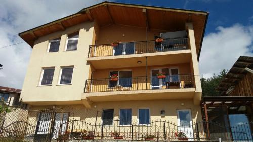 Borino Casa | Къща за гости МЕЛИСА