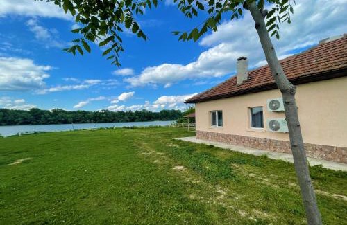 Central Bulgaria Casa | Къща за гости "Стария Сом"