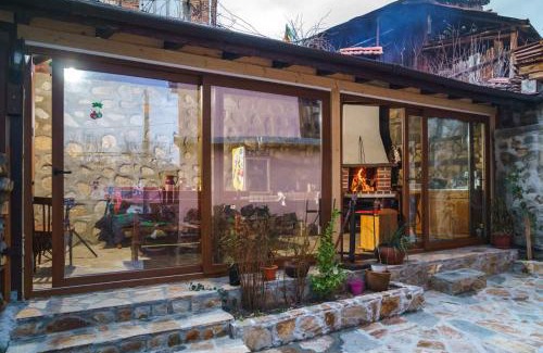 Dobrinishte Casa | Къща за гости ФЪН ШУЙ 88