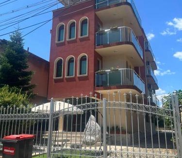 Chernomorets Casa | Къща за гости STEDY