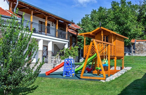 Karlovo Casa | Къща за приятели Недкови