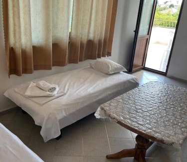 Ravda Hotel | КЪЩА"Перла"