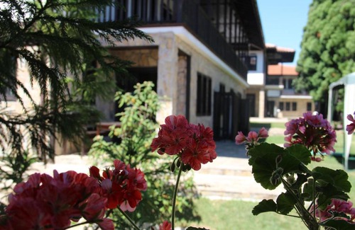 Dolna Banya Casa | Къщи за гости Кедър