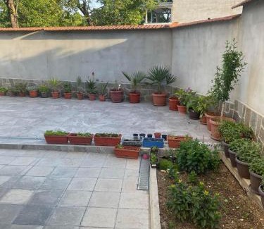 Hisarja Apartamento | ЛАЗАРОВИ