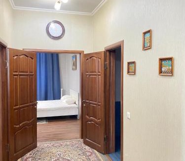 Ak-Talaa District Apartamento | Логвиненко 32
