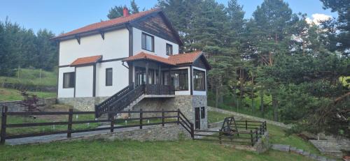 Dospat Casa | Лунен залив