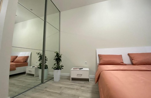 Rivne Apartamento | Люкс апартаменти.Новобудова.Центр.ЖК Театральний