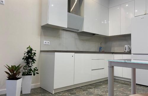 Rivne Apartamento | Люкс апартаменти.Новобудова.Центр.ЖК Театральний