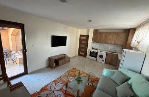 Vranyantsi Apartamento | Модерен уютен апартамент-Капия 1