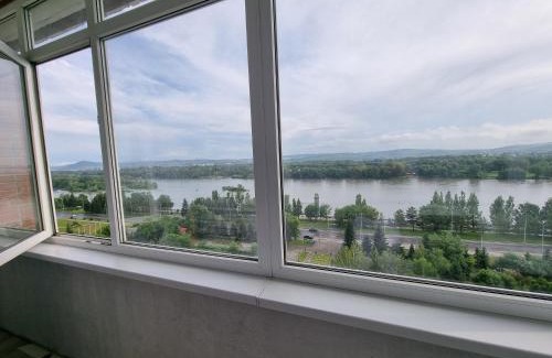 Oskemen Apartamento | Набережная Иртыша с красивым видом на реку