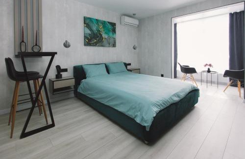 Darnyckyj Apartamento | Нова квартира поруч з метро