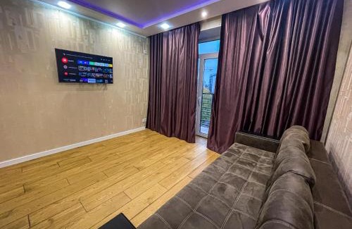 Kremenchuk Apartamento | Новобудова в Центрі біля набережної