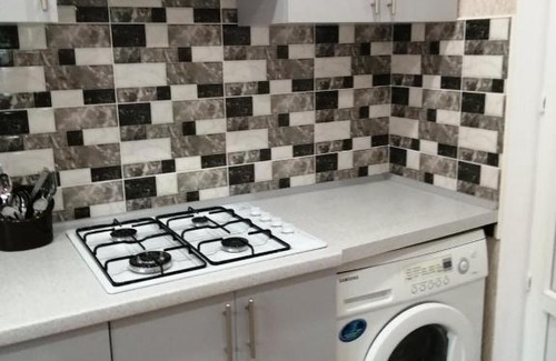 Berdyansk Apartamento | НОМЕРА ВОЗЛЕ ВИШНИ