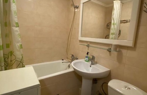 Pervomayskoye Apartamento | Однокомнатная на театральном проспекте (5 минут от бульвара Пушкина)