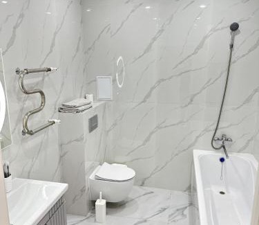 Kokshetau Apartamento | ПОЛНОЦЕННАЯ ТРЕХКОМНАТНаЯ ЛЮКС