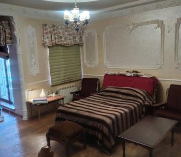 Krivoy Rog Apartamento | Приватний Будинок з Каміном, у Центрі Міста , вул Стрєльцова, 21