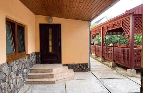Berehove Casa | Приватний будинок
