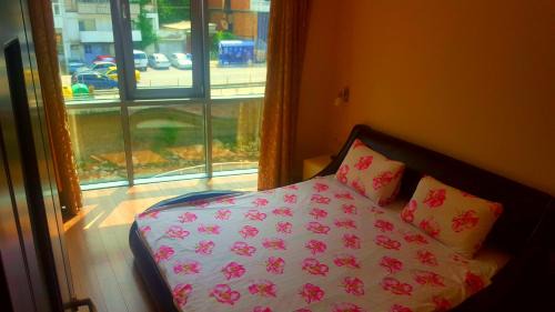 Sandanski Hotel | "При братята" - Apartments & Studios