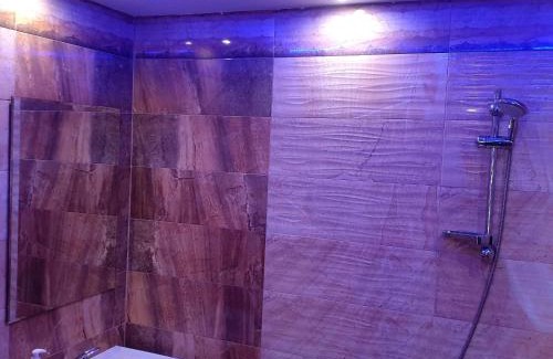 Sandanski Hotel | "При братята" - Apartments & Studios