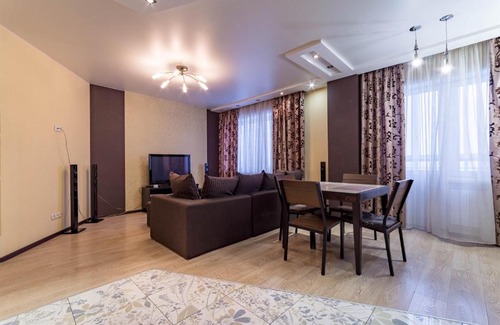 Kirovskiy rayon Apartamento | Просторная квартира рядом с УрФУ