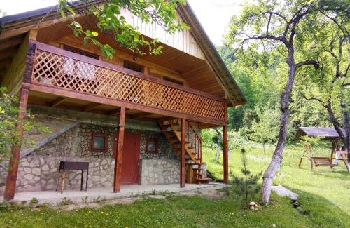 Snidavka Cabina | Під горою