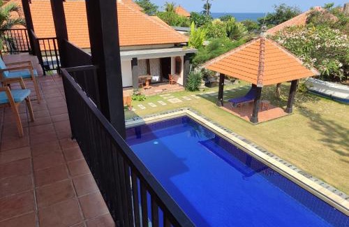 Dawan Villa | Роскошная вилла 4 спальни прямо на берегу океана на пляже Jasri beach
