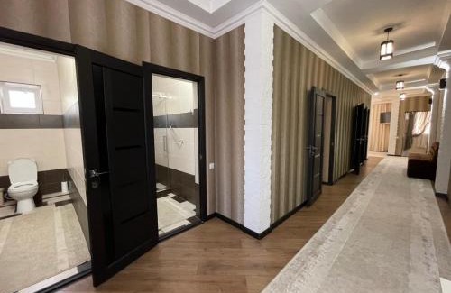 Sverdlov District Casa | Роща 7