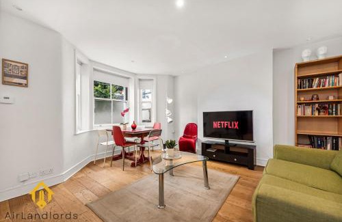 Shepherd's Bush Apartamento | Сеntral 2 bedroom Flat in Acton Central