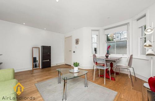 Shepherd's Bush Apartamento | Сеntral 2 bedroom Flat in Acton Central