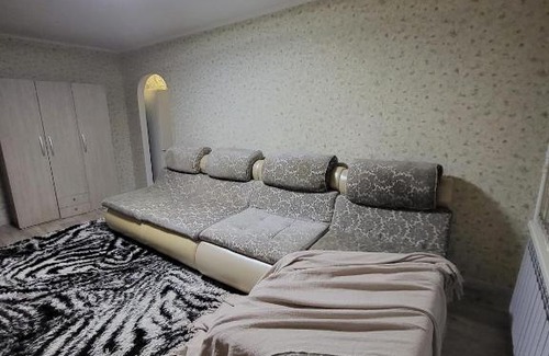 Almaty Apartamento | Симпатичная квартирка рядом с парком!