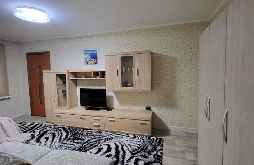 Almaty Apartamento | Симпатичная квартирка рядом с парком!