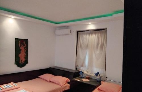 Veliki Preslav Casa | Сланевата къща