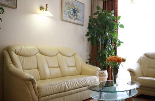 Yavory Hotel | Соняхи