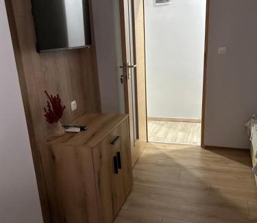 Vratsa Casa | Стаи за гости Крис
