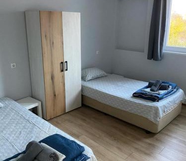 Vratsa Casa | Стаи за гости Крис