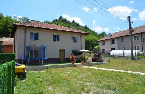 Zlatograd Casa | Стаи за гости Мартинови