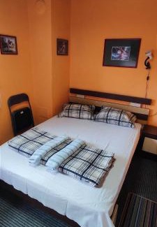 Troyan Casa | Стаи за гости ОРЕХА Троян Private rooms Oreha