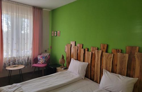 Hisarja Casa | Стаи за гости Писателите