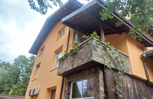 Troyan Casa | стаи за гости TODA