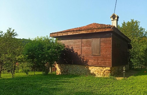Nevestino Casa | Старата ковачница