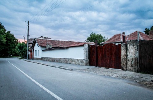 Krushuna Casa | Старата чешма