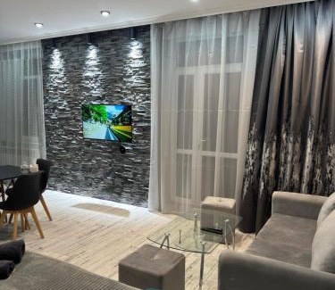 Vanadzor Apartamento | Стильная студия у Айрин с панорамным видом на гору ,Арчук"