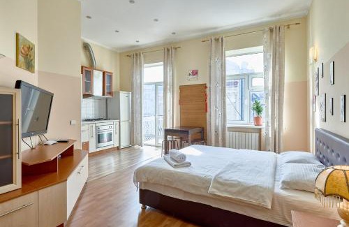 Verkhnie Misto Apartamento | Студія з видом на Майдан Незалежності