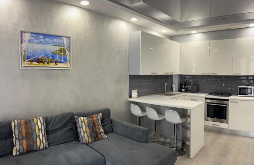 Irpin Apartamento | Сучасна та простора квартира в гарному районі міста біля парку