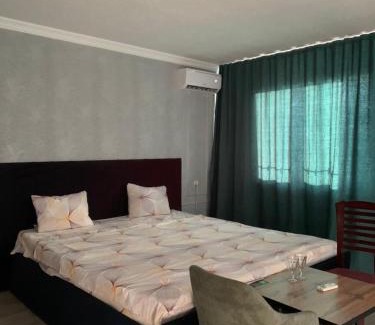 Bishkek Hotel | Тихий Замок