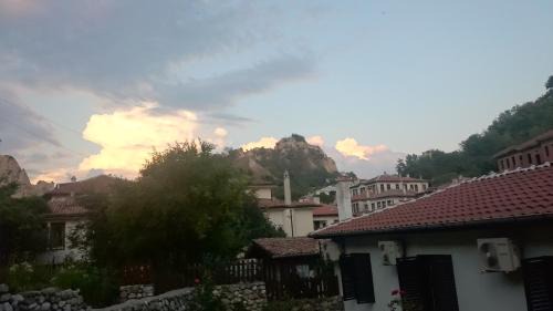 Melnik Casa | Узуновата къща