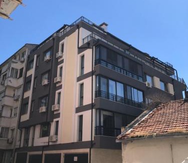 Burgas Apartamento | Уютен апартамент в центъра Гнездото Cozy apartment in the center The Nest